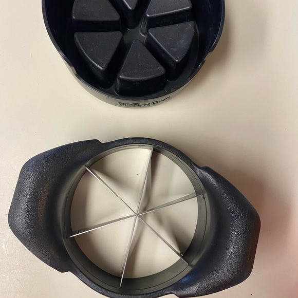 Pampered Chef veggie wedge slicer - Picture 4 of 4